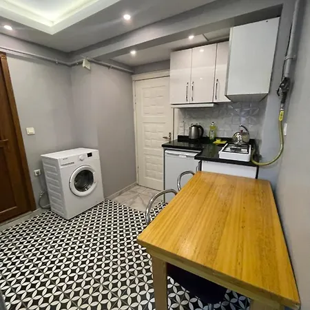 Ξενοδοχείο με διαμερίσματα Arat