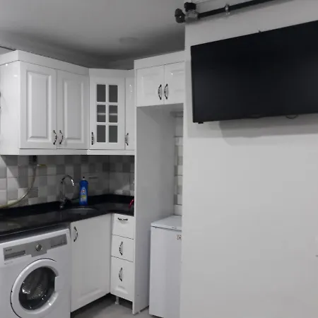 Ξενοδοχείο με διαμερίσματα Arat