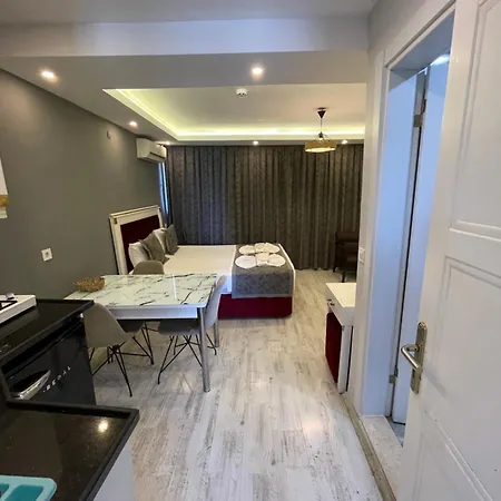 Arat Aparthotel *