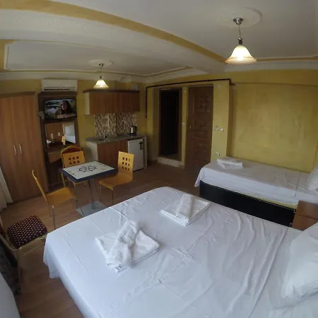 Aparthotel Arat