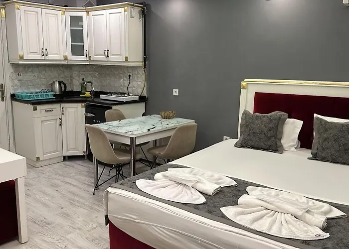 Arat Aparthotel 4*