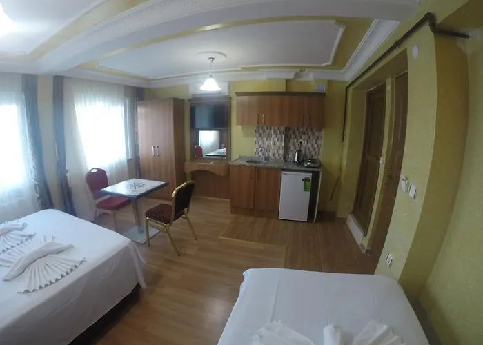 Arat Aparthotel 4*